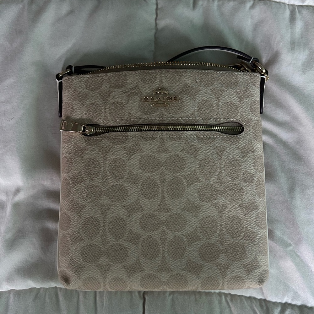 Coach White Leather Bag Tag